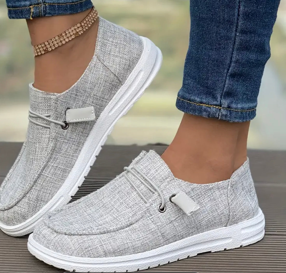 SLIDE ON CANVAS SHOES FOR SUMMER